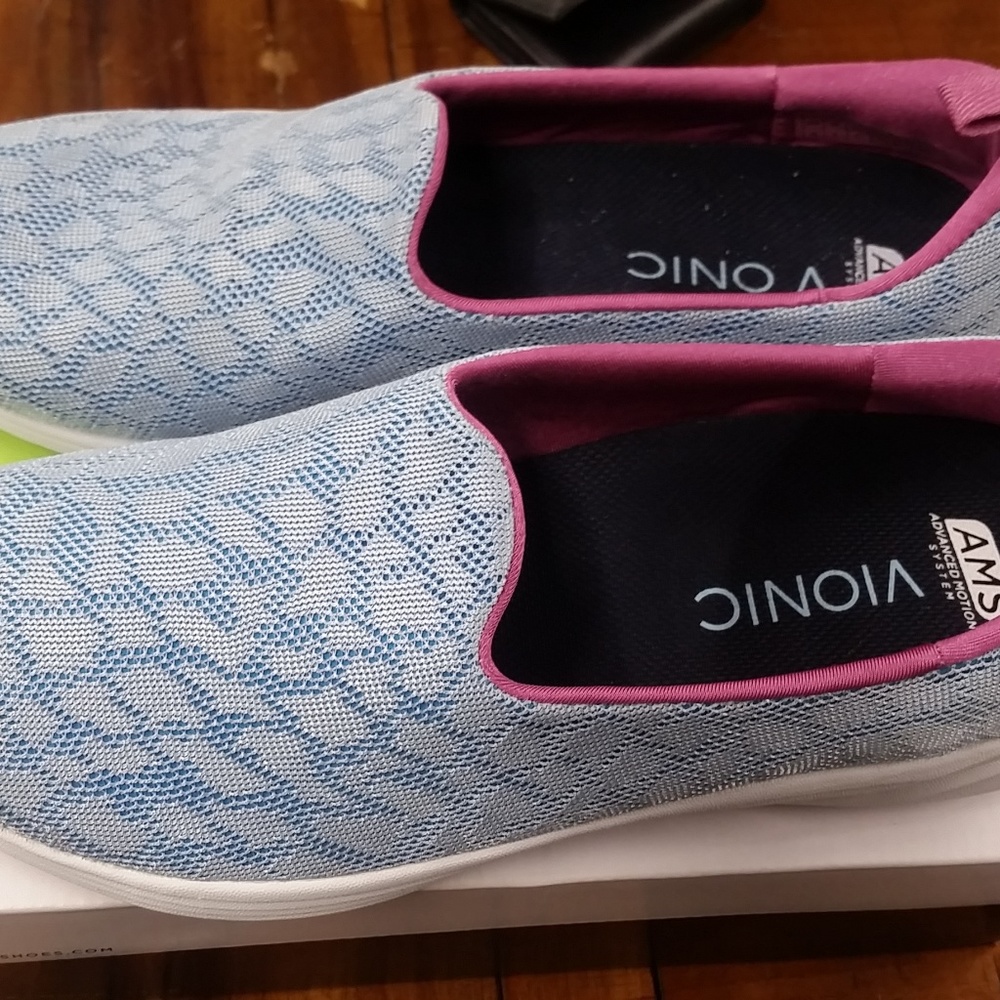 Vionic AMS Agile 331 Hydra Blue Slip-On 10